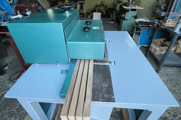 izmir-mobilya-makinasi